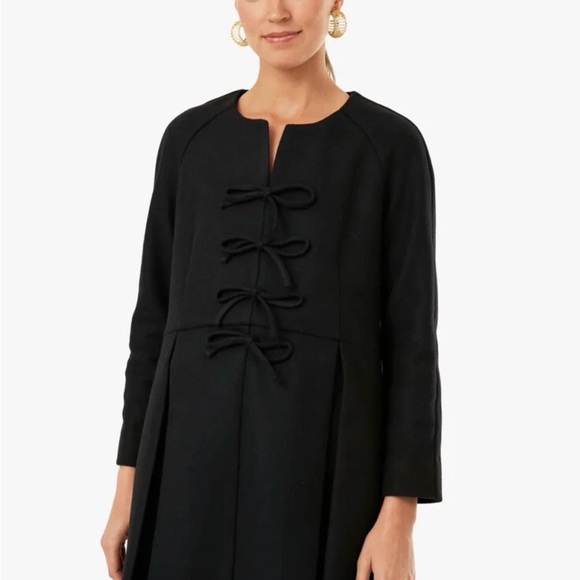 Tuckernuck Dresses & Skirts - NWT Tuckernuck Black Blair Bow Coat Dress sz L